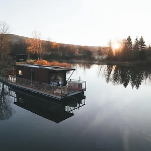 Bleu Minuit La Rive Etoilee Lodge Thezillieu
