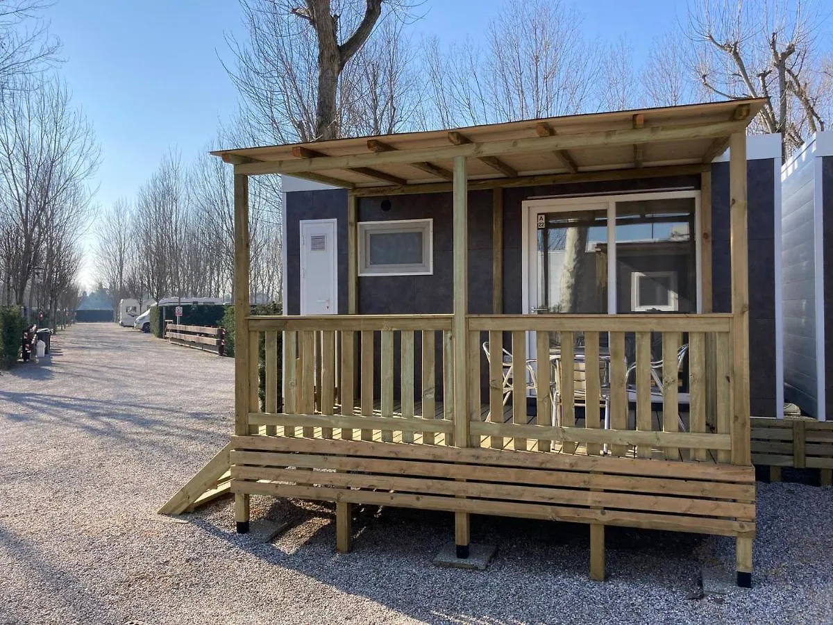 *** Parque de Campismo Camping Venezia Village Mestre Itália